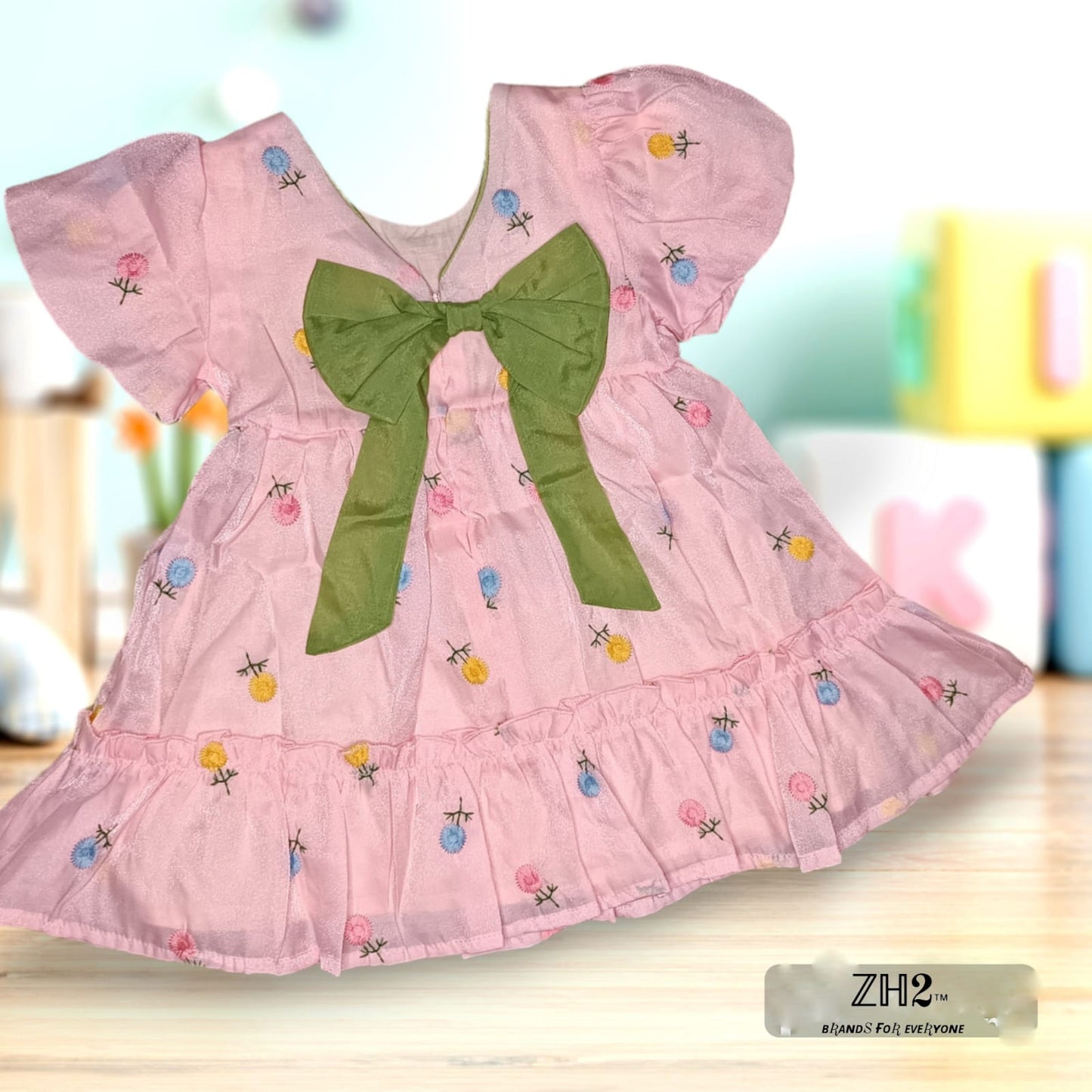 Imported Girls Small Bow Embroidery Flowers Summer Dress